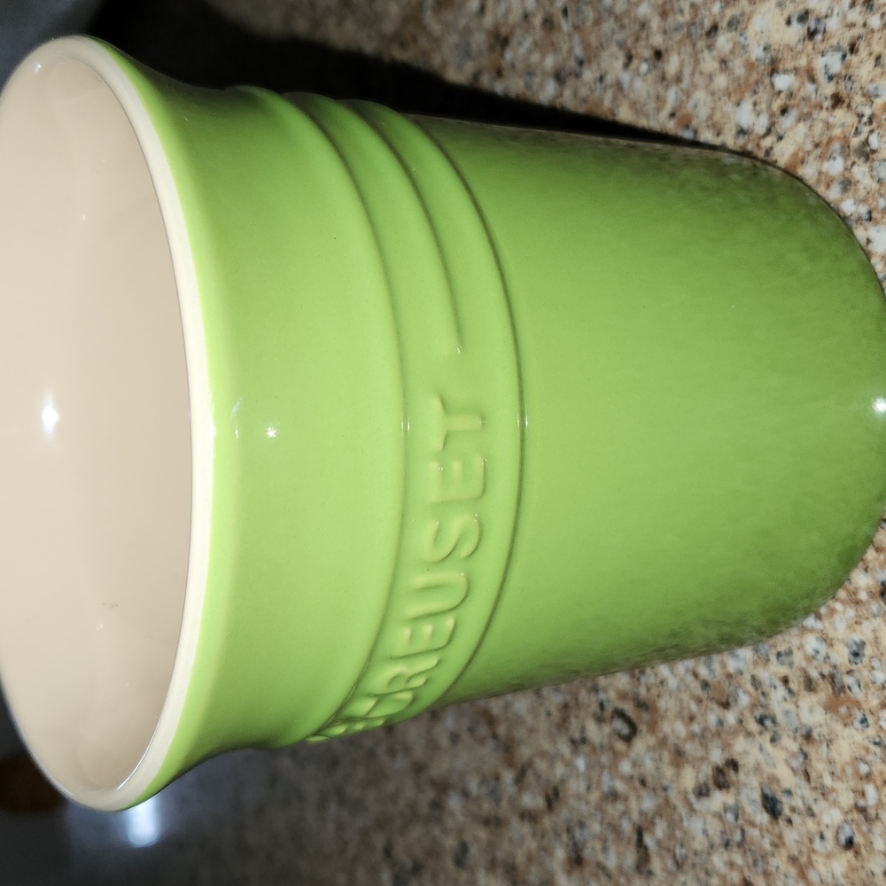 Le Creuset Utensil Crock - Picture 6 of 8